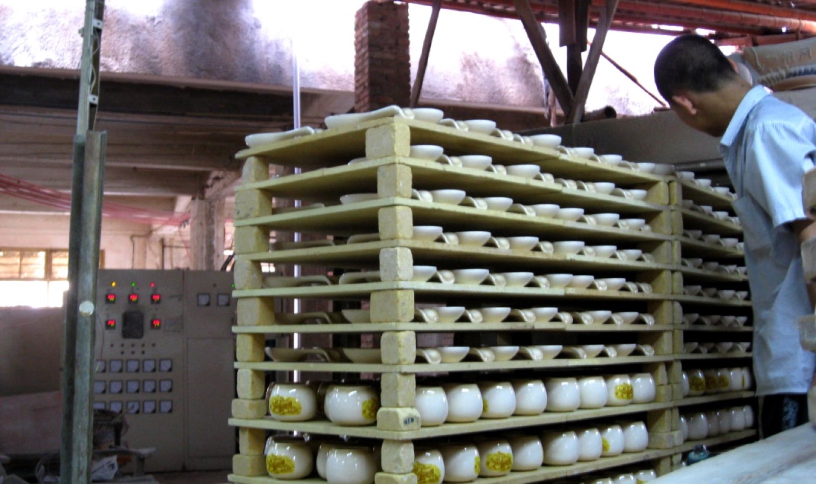 Ceramic kiln and workflow