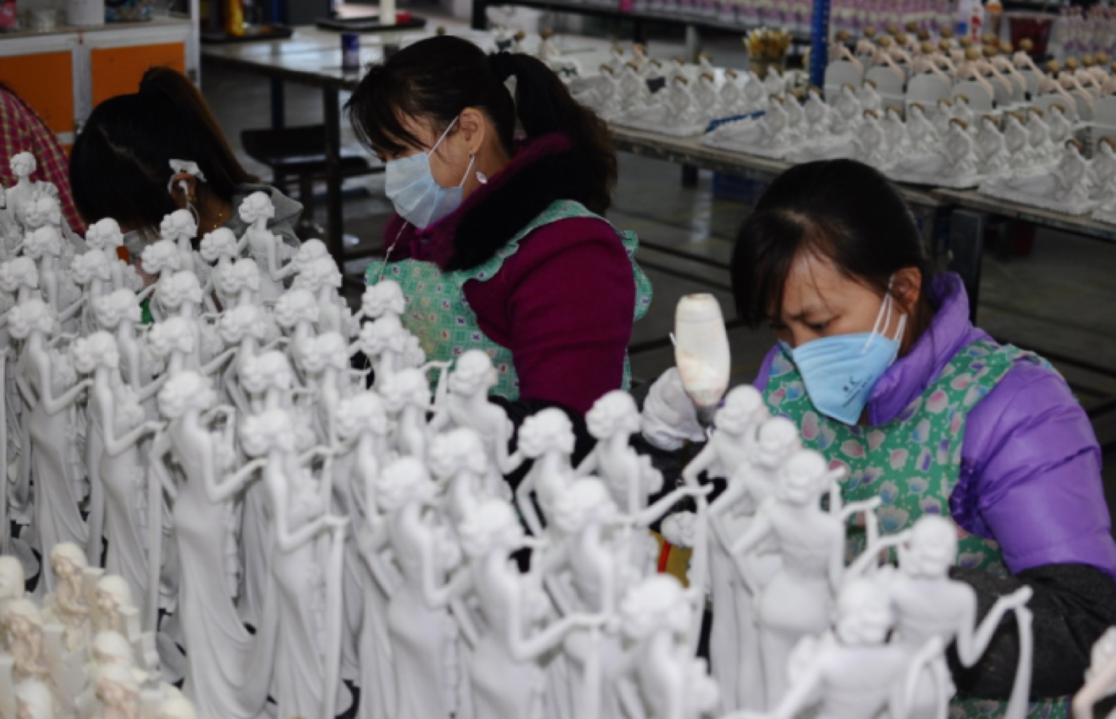 Hand finishing resin products